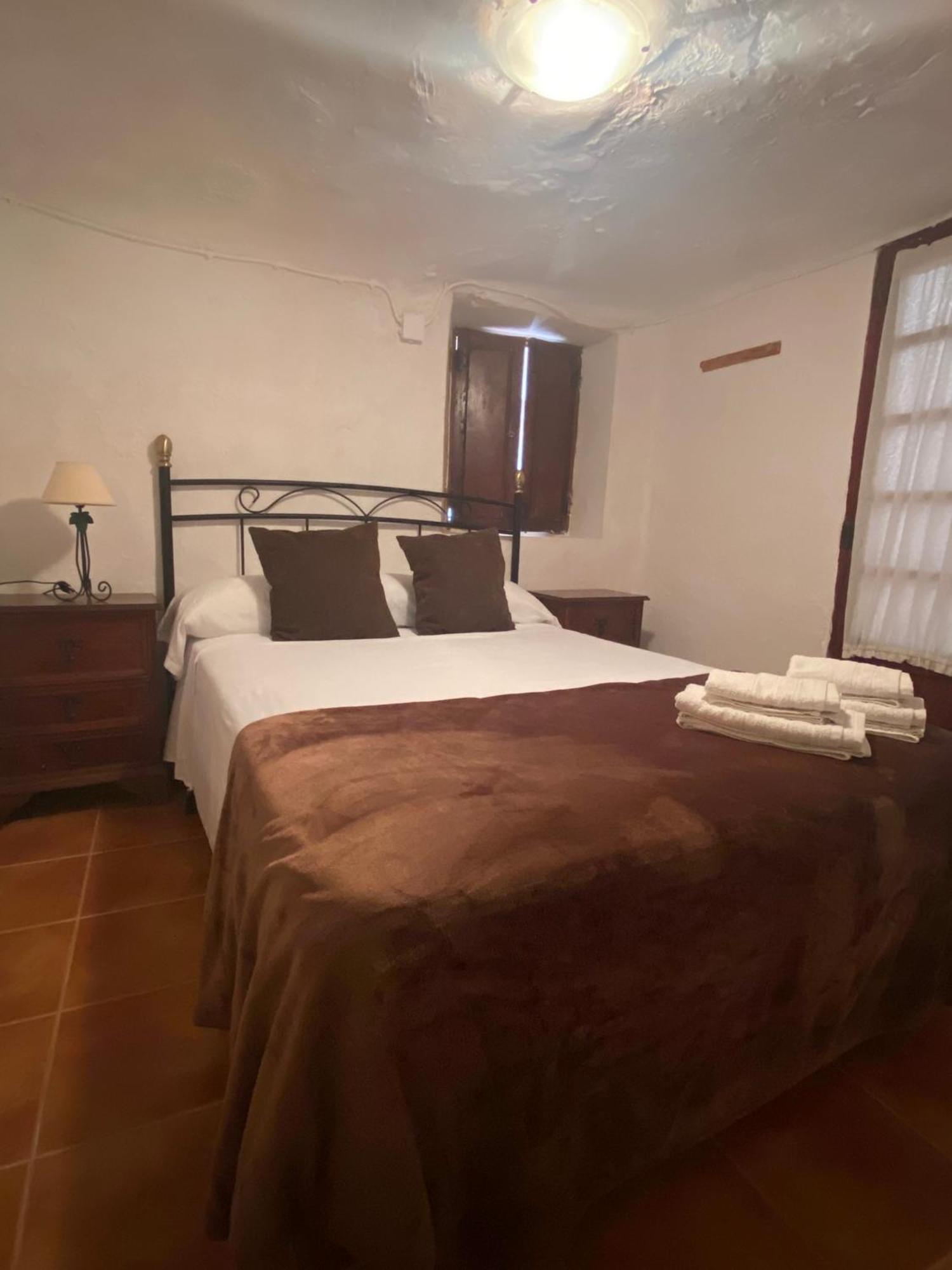 La Cueva Delola Apartment อัลกาลา เดล ฆูการ์ ภายนอก รูปภาพ